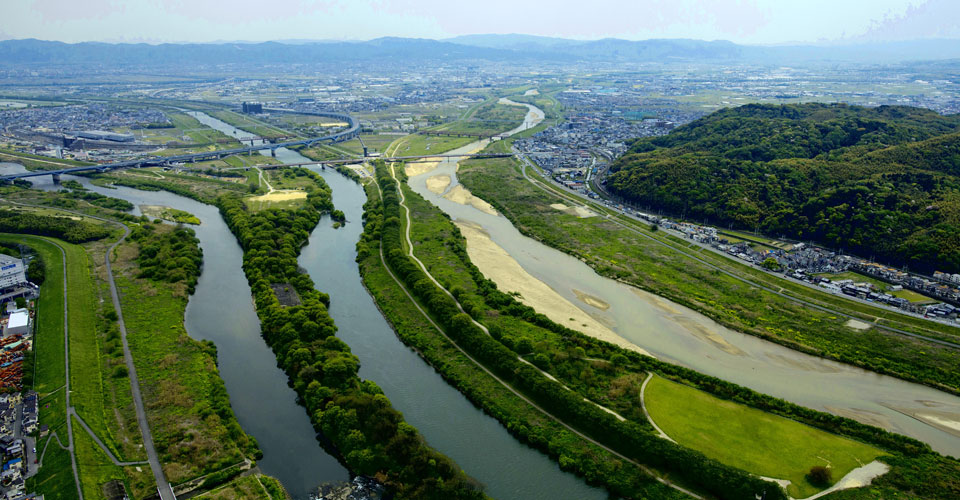 流れ橋